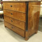 775 3325 CHEST OF DRAWERS